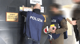 Droga nelle bustine di zucchero, chiuso un bar a Torino